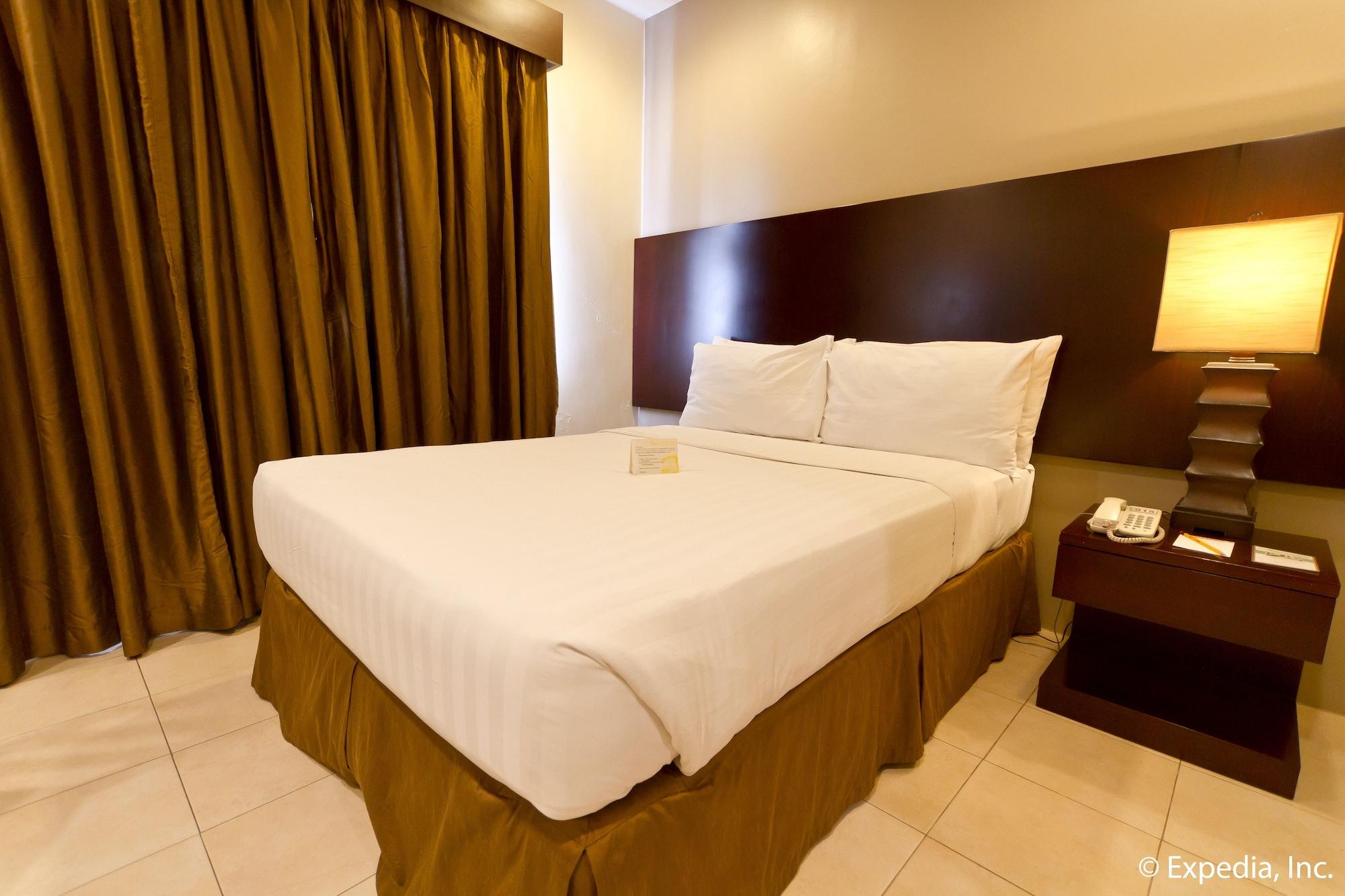 Alpa City Suites Hotel Cebu Buitenkant foto