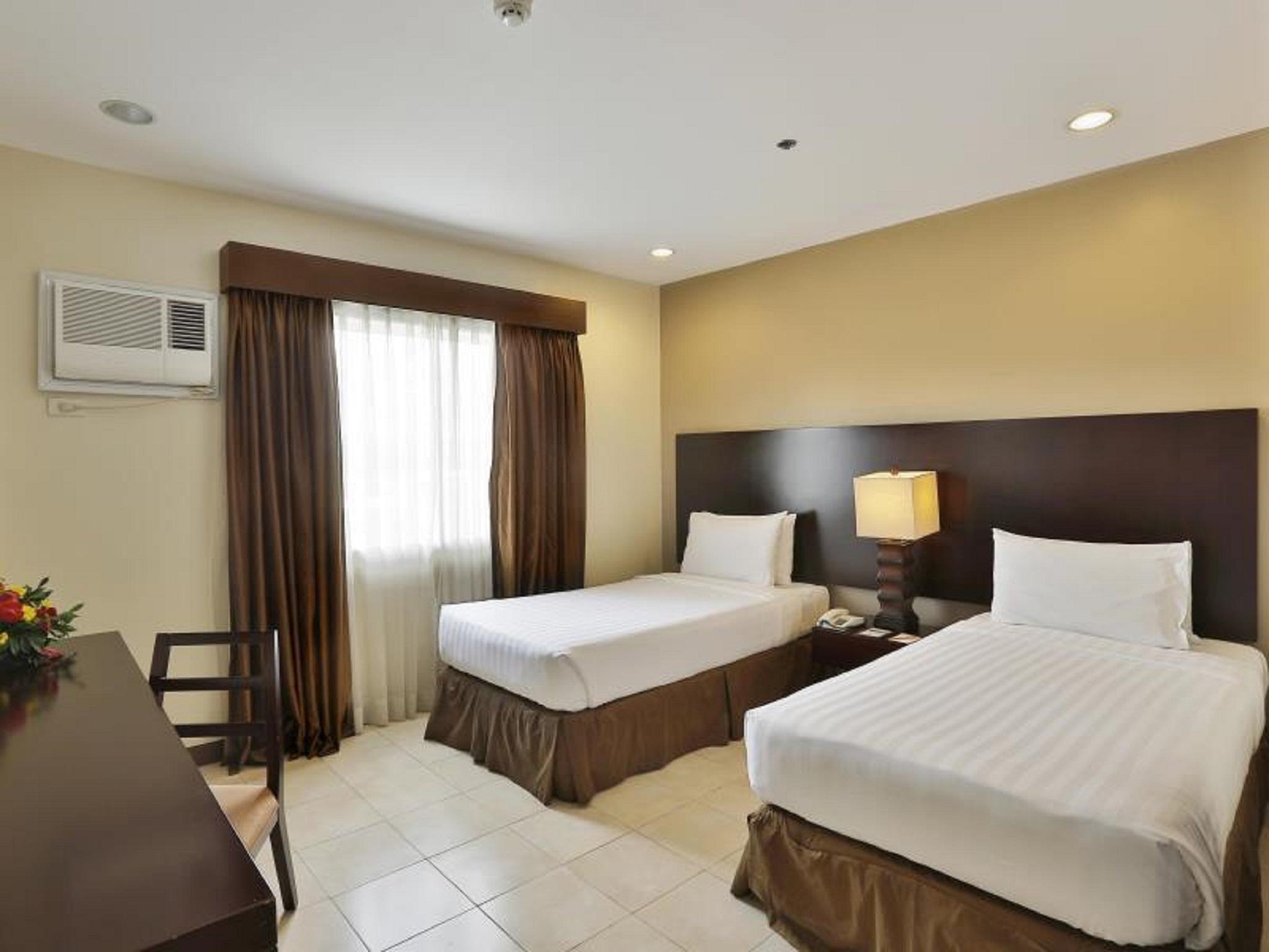 Alpa City Suites Hotel Cebu Buitenkant foto