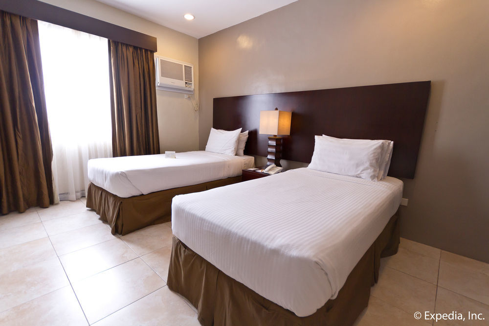 Alpa City Suites Hotel Cebu Buitenkant foto